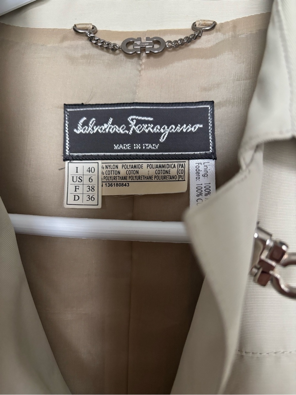 Salvatore Ferragamo Women's Beige Trench Coat with Tie Belt - Picture 4 of 5